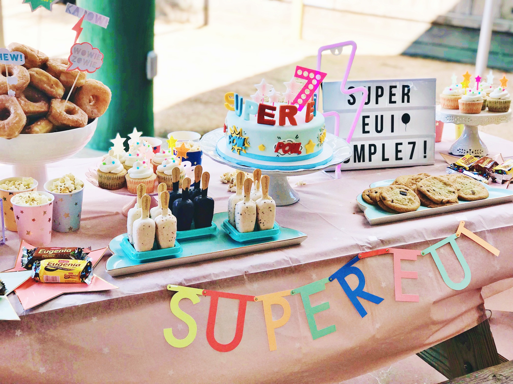 SuperEui cumple 7 | Fiesta Supergirls