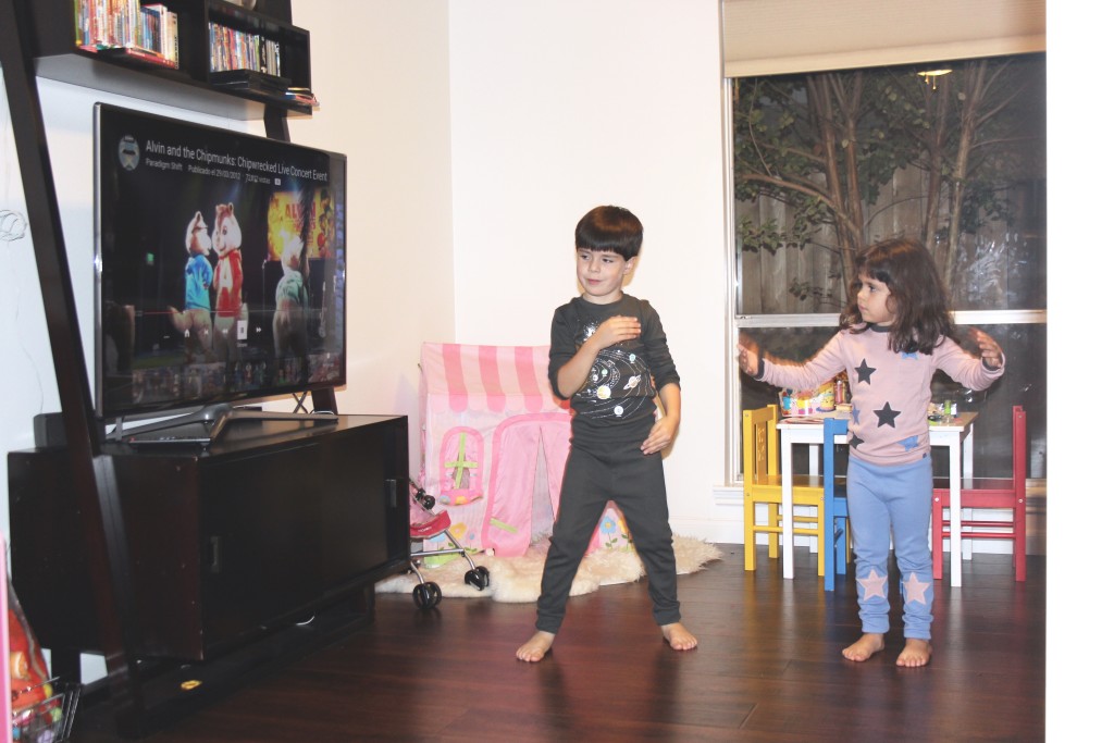 bailando con Alvin and the chipmunks